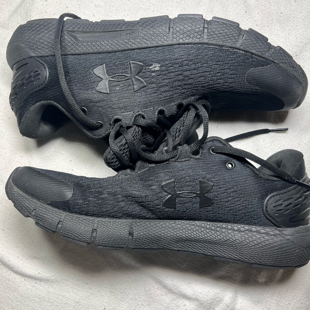 Under Armour Charged Rogue 2 Sz 10.5